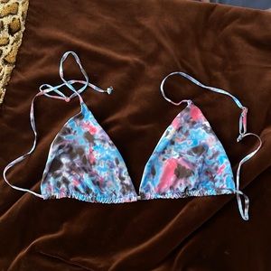 PLUS SIZE BIKINI TOP NEVER WORN!!